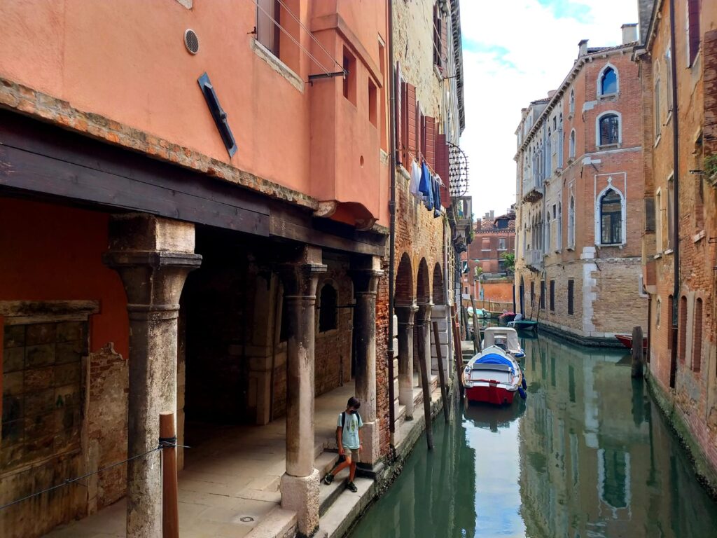 Vista da un ponte.