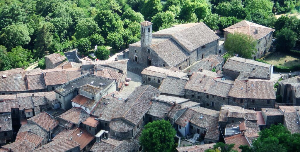 Il borgo di Radicofani visto dalla Rocca.