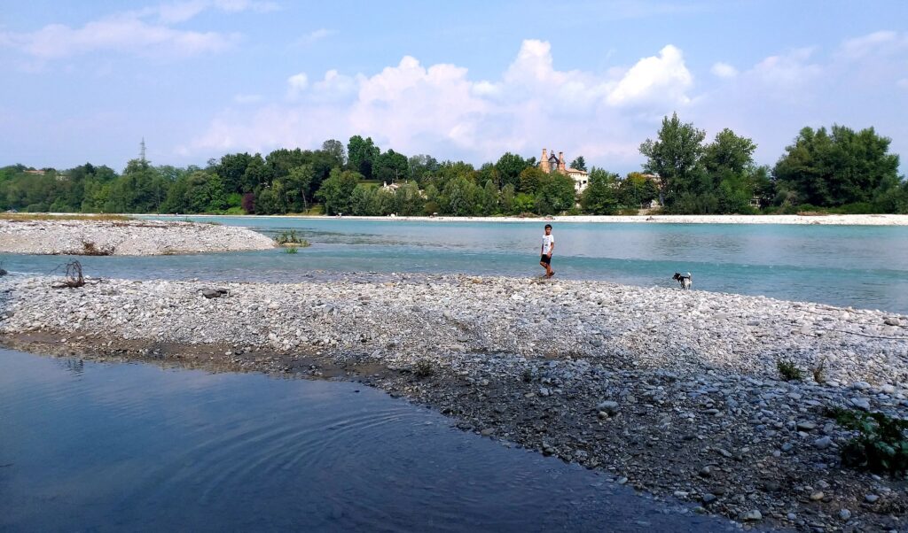 Montello, lungo il Piave