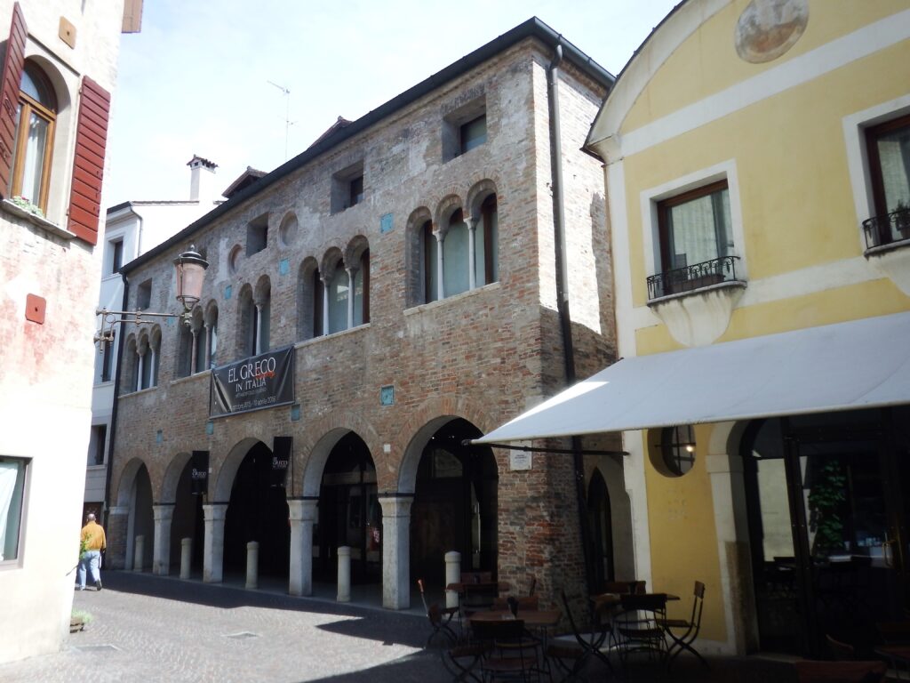 Treviso Casa dei Carraresi.