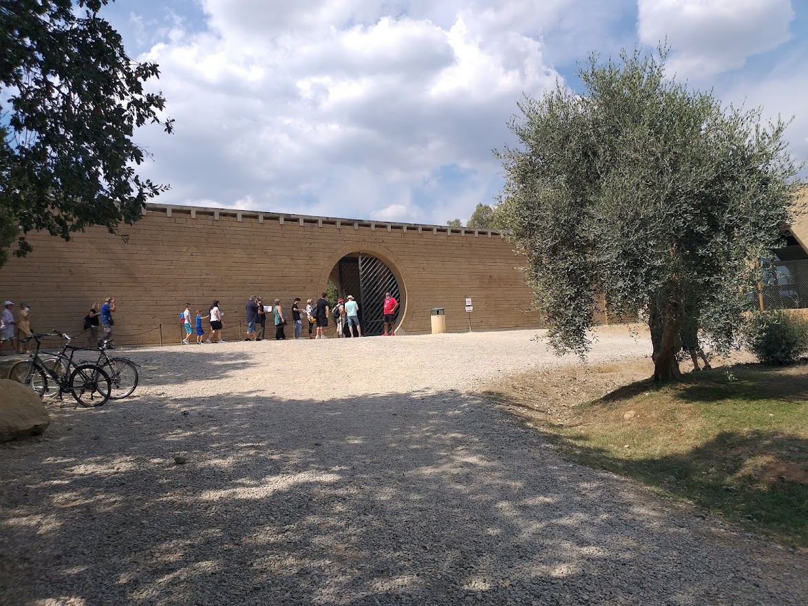 Capalbio Giardino Tarocchi ingresso Mario Botta