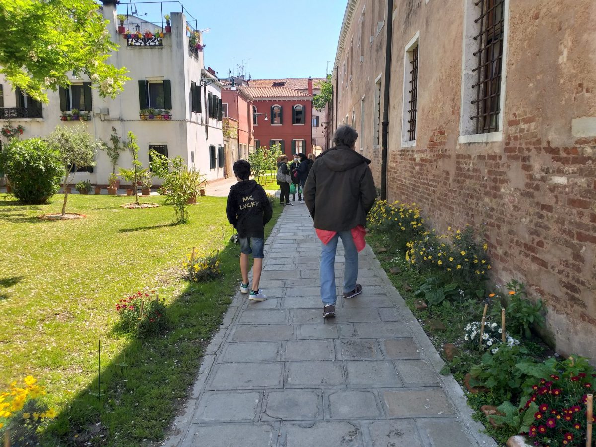 Giudecca Campo Santi Cosma e Damiano