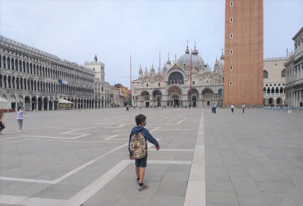 Venezia Piazza San Marco bambini 2