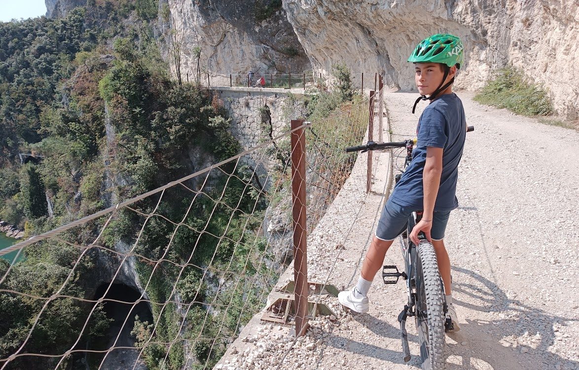 Garda Sentiero del Ponale con e-bike