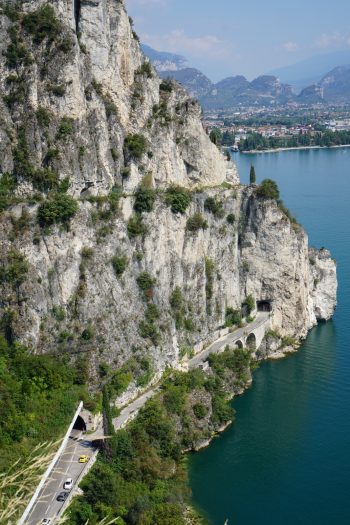 Vista sul Lago Garda dal sentiero Ponale