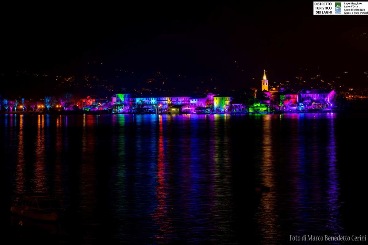 Natale luminarie Isola dei Pescatori (VB – Lago Maggiore)
