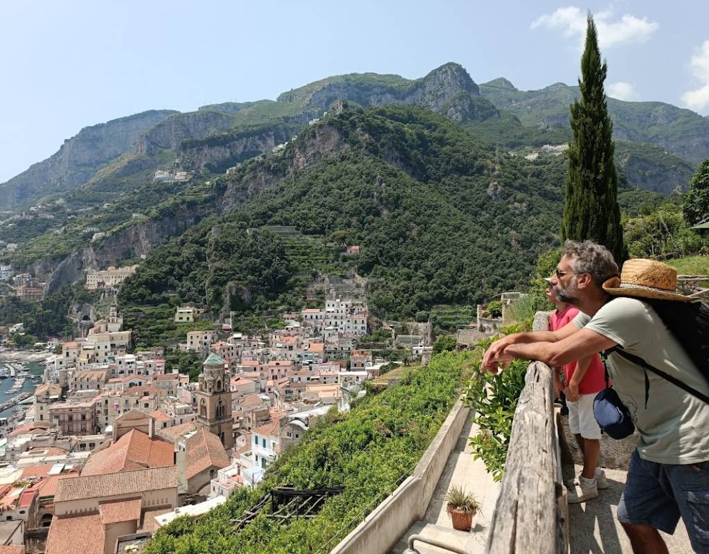 Costiera Amalfitana in famiglia vista su Amalfi