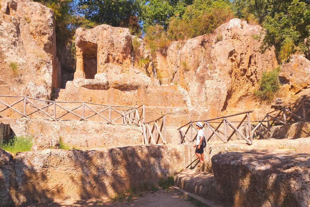 Sovana Grosseto parco archeologico del tufo cosa vedere