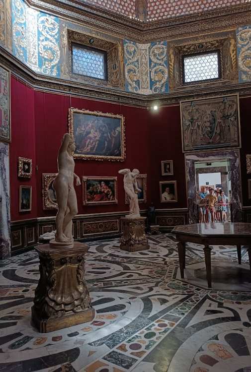 Firenze musei famiglia Uffizi Tribuna