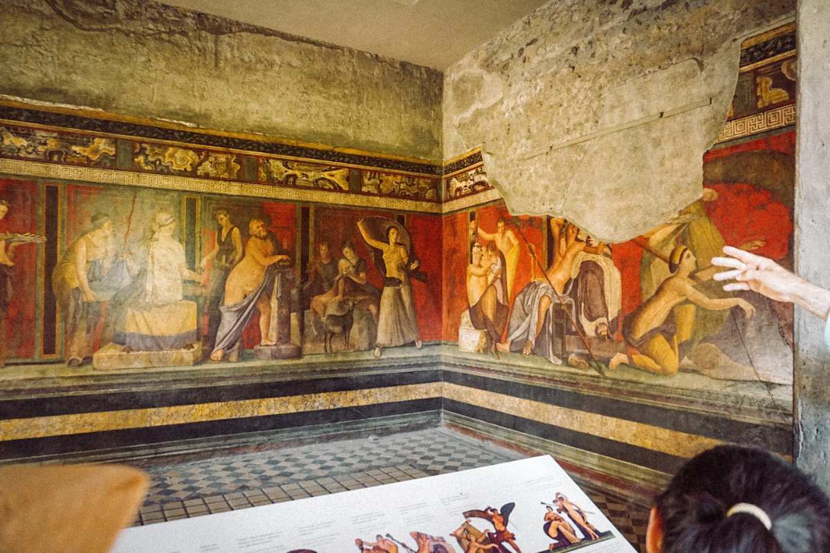 Pompei bambini villa dei misteri affresco