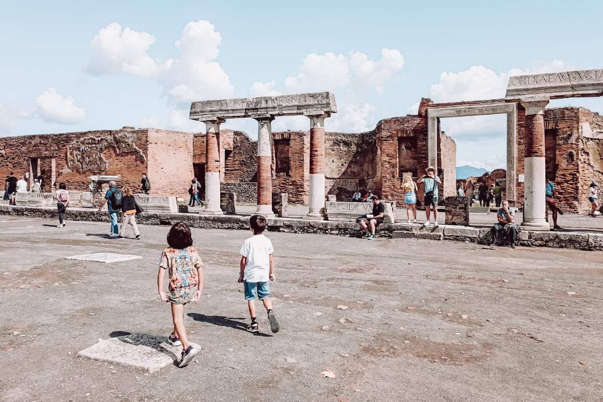 Pompei con bambini cosa vedere foro