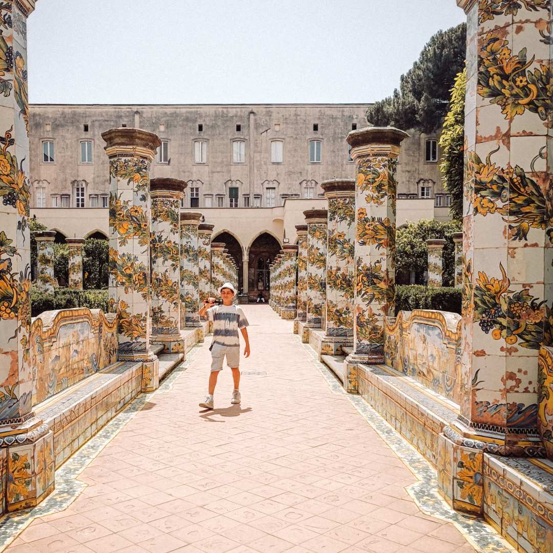 Napoli cosa vedere bambini Santa Chiara