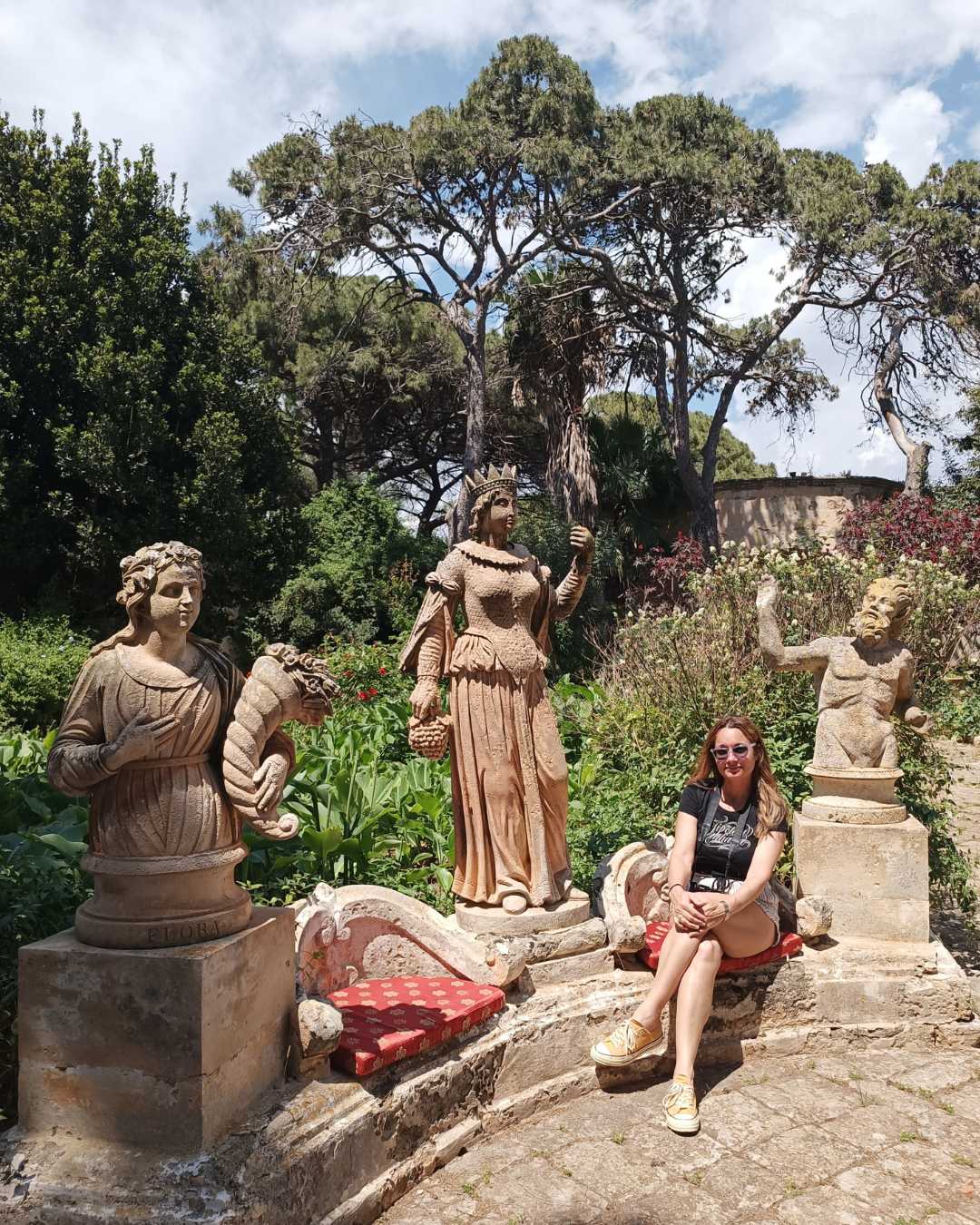 Salento Puglia nardò masseria brusca il giardino delle statue